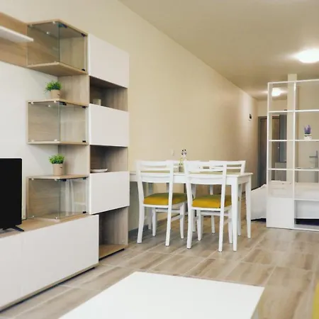 Luxury Studios And Apartment In New Residential Complex Apartament *
